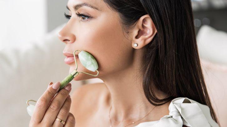 Jade Stone Yüz Masaj Aracı