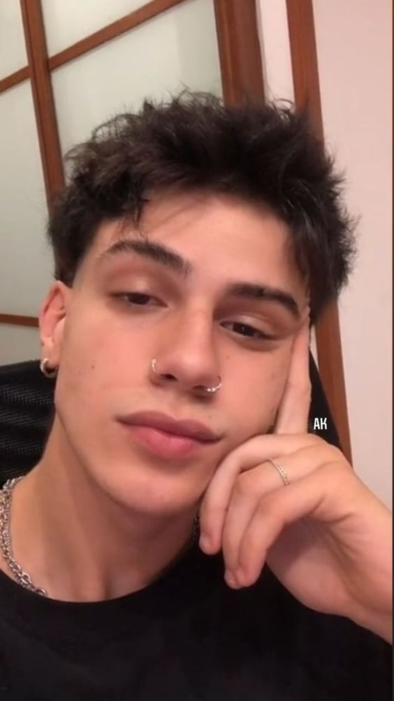 Erkekler Piercing Fiyatları
