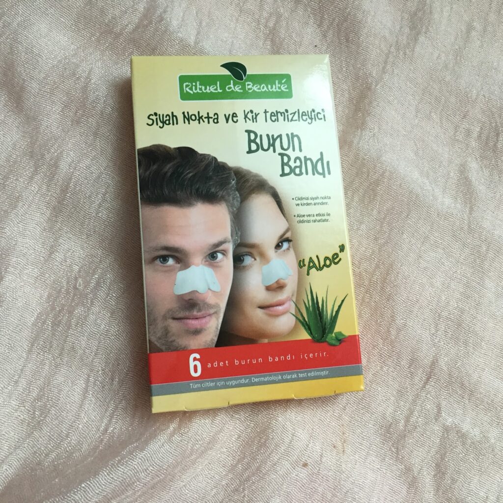 Siyah kafa burun bandı
