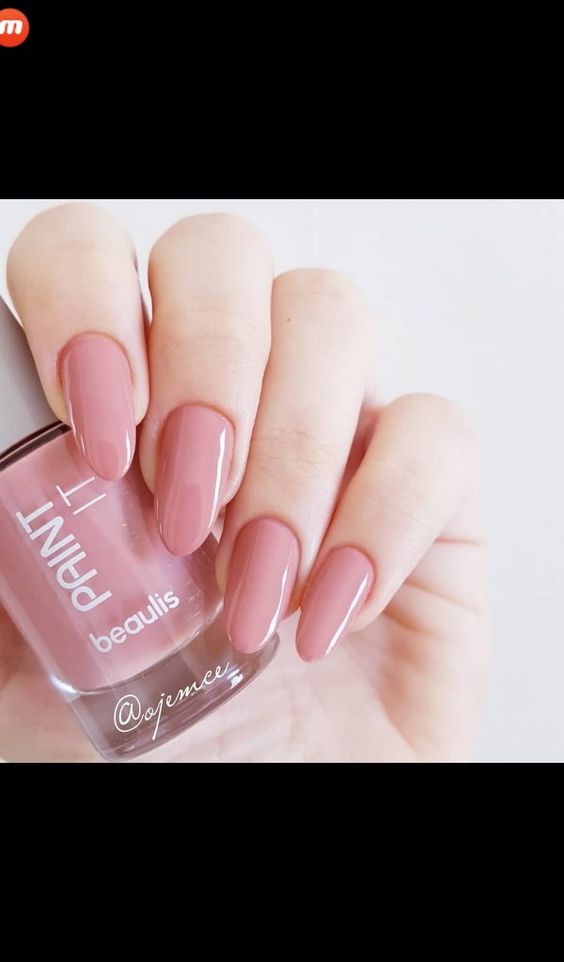 pembe jel tırnak modeli