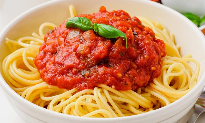 Napoliten Soslu Makarna Nasil Yapilir