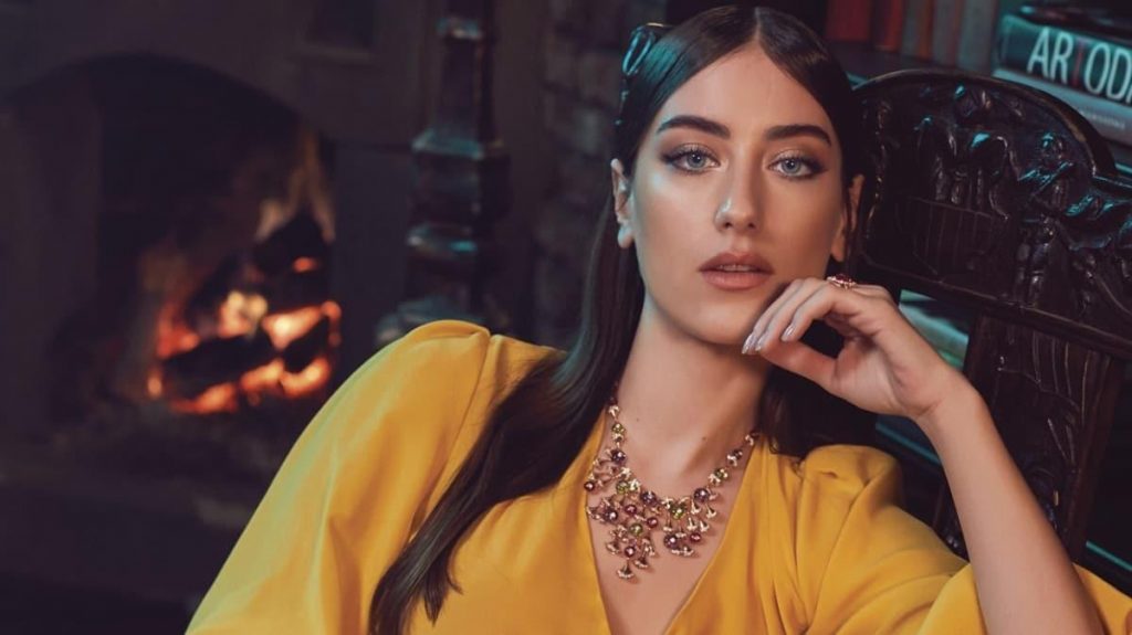 Hazal Kaya 
