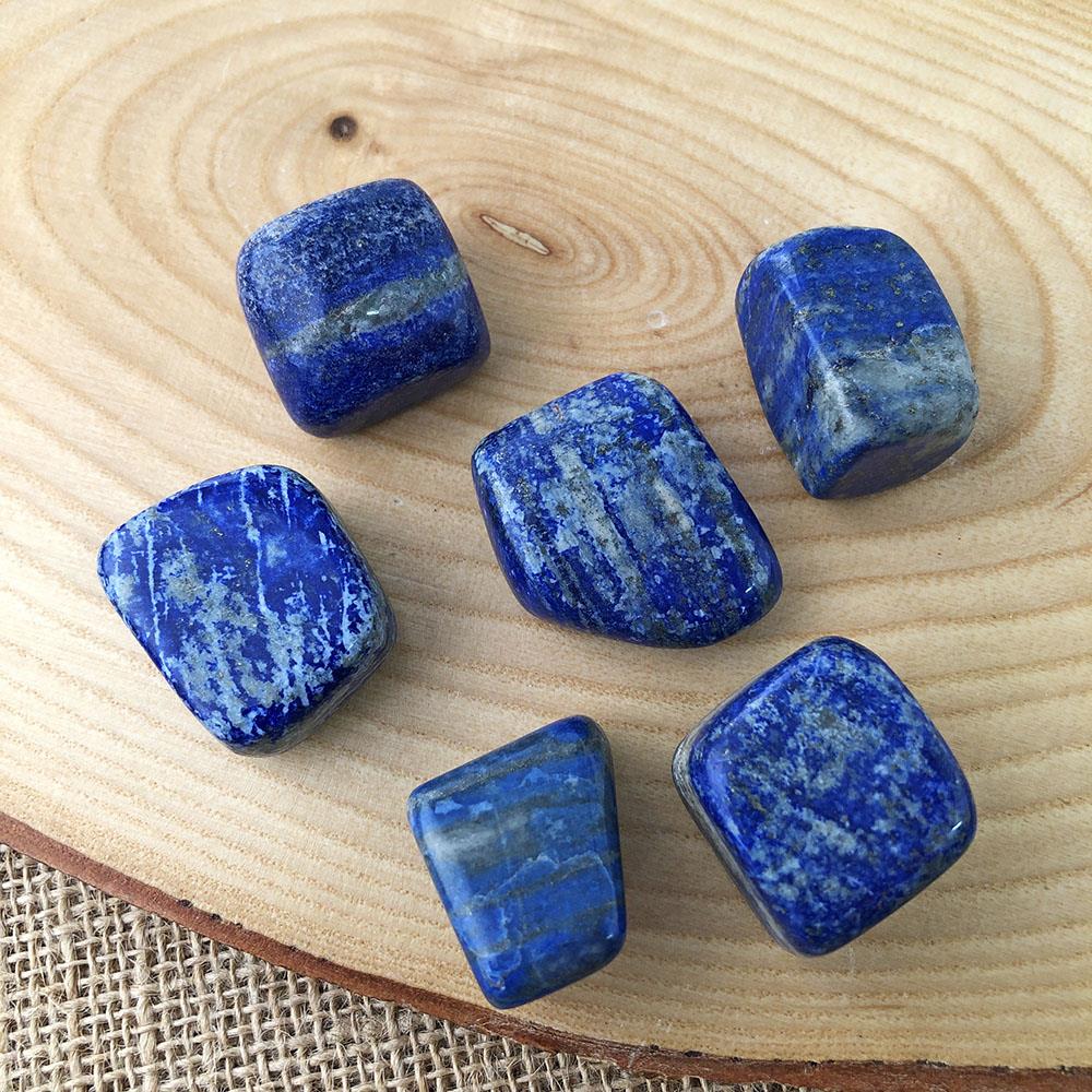 Lapis lazuli taş