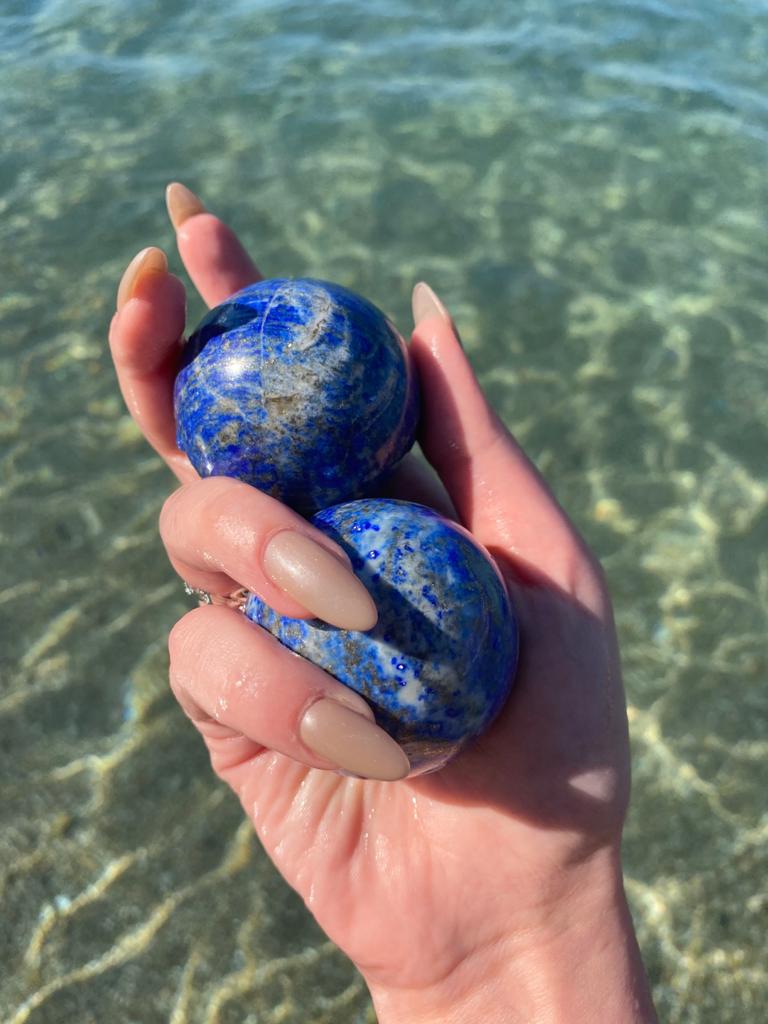 Lapis lazuli taş