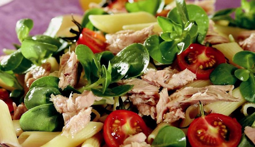 Makarna salatası