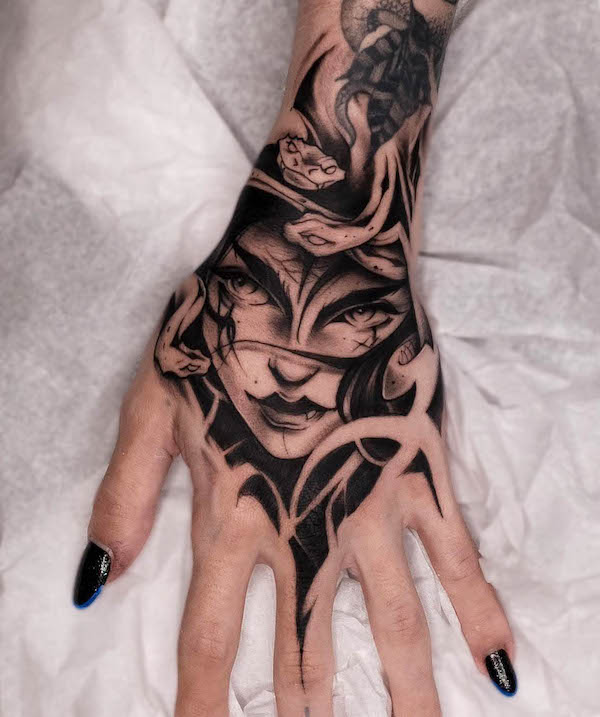 Medusa Dövme