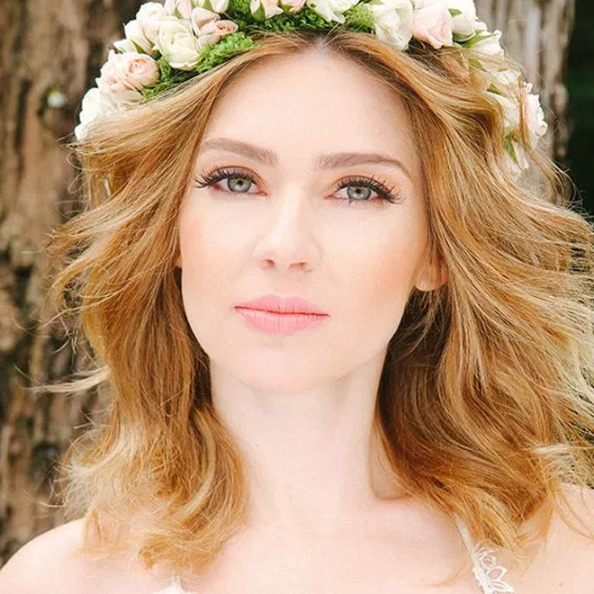 Şeftali tonlarında makyaj