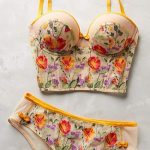 çiçekli bralet modeli