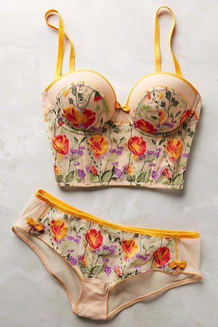 çiçekli bralet modeli